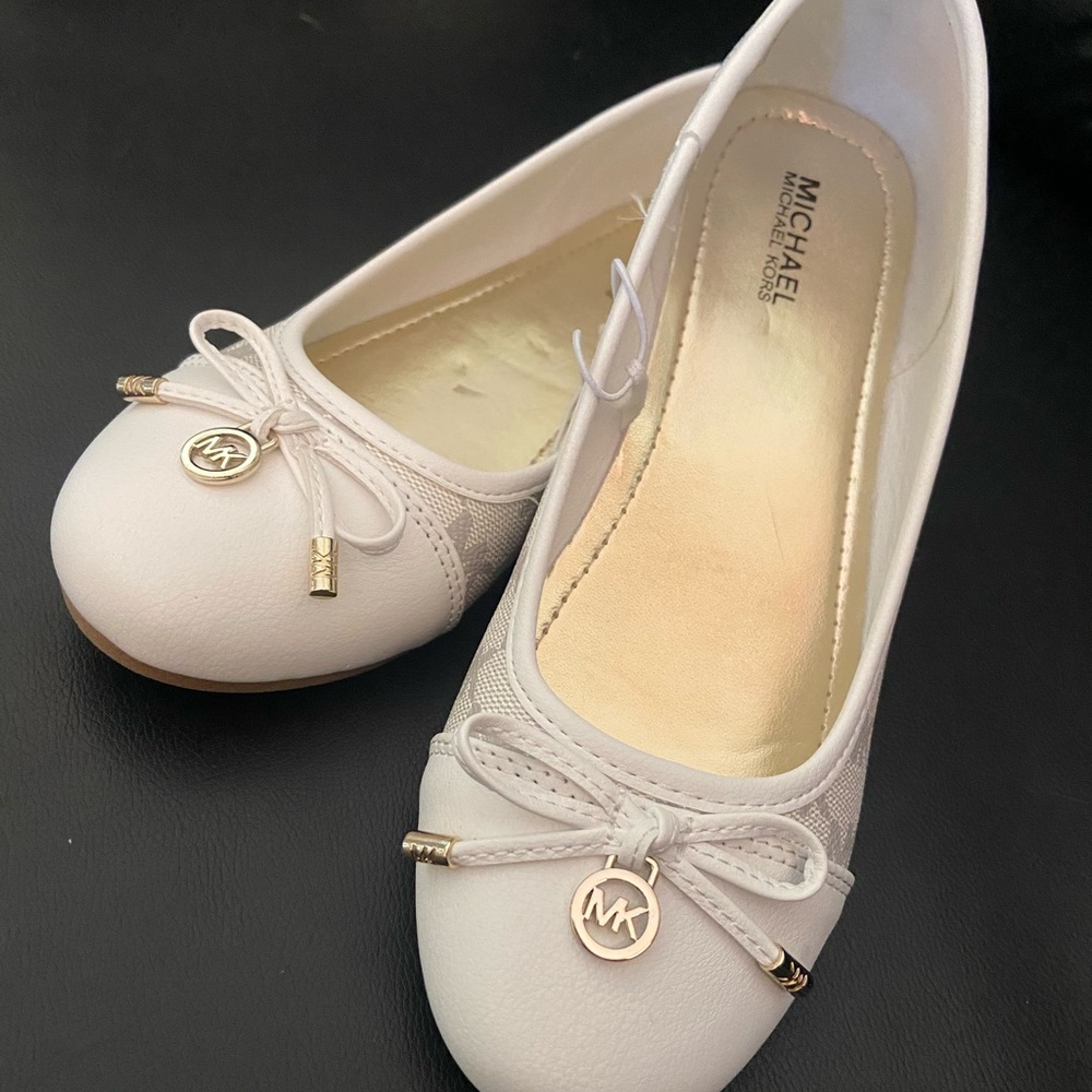 Michael Kors Flats